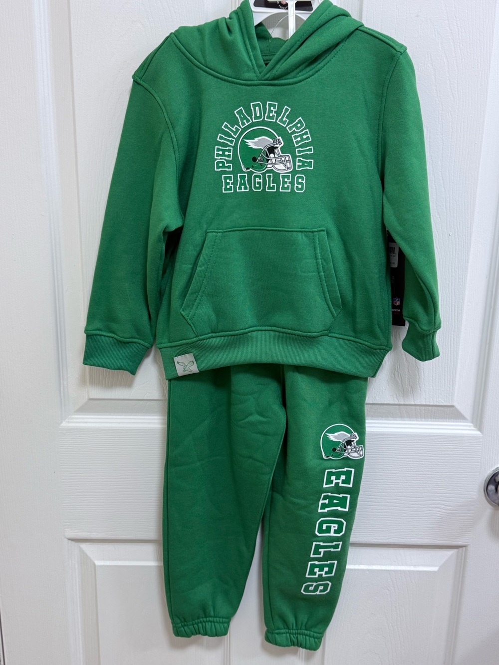 NWT Philadelphia Eagles 🦅 Kids Kelly Green 💚 Hoodie & Jogger Set, Size 4T